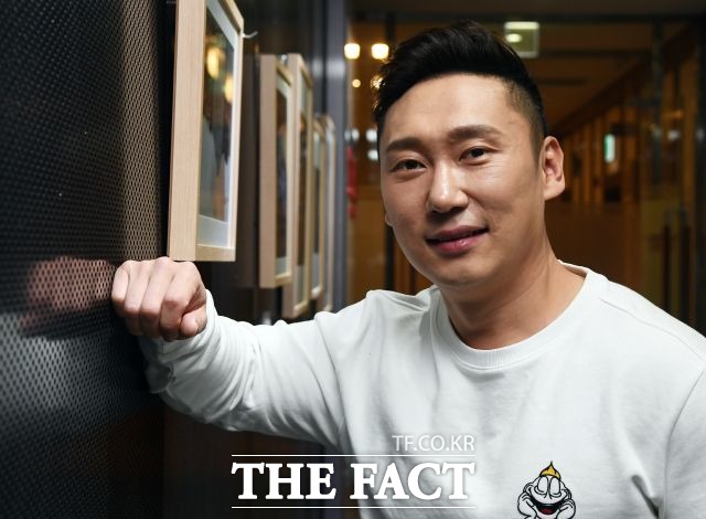 개그맨 이승윤이 매니저 강현석의 채무 불이행 논란에 대한 심경을 밝혔다. /이새롬 기자