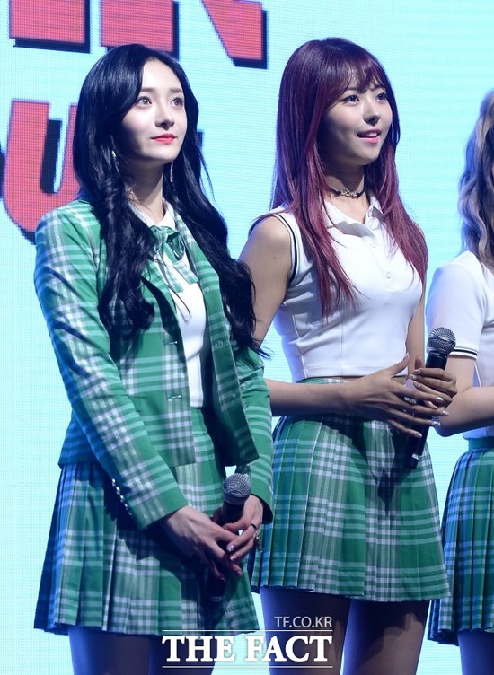 주결경(왼쪽)과 임나영은 아이오아이로 컴백한다. /더팩트 DB