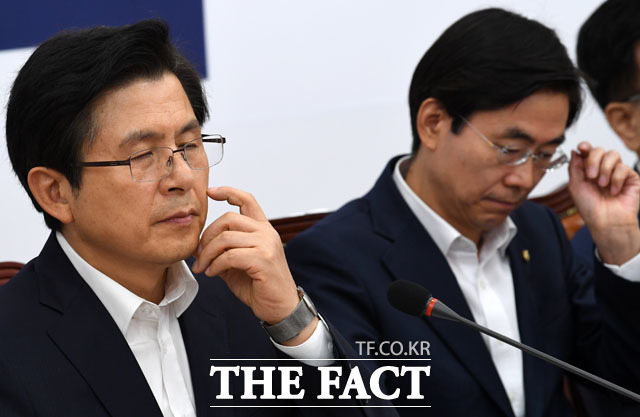 황교안 한국당 대표는 지난 12일 "우리 당의 구성원이 경우에 따라 실수·실언으로 막말 프레임이 씌워지는 일이 있을 수 있다. 사전에 예방하는 게 필요하다"며 막말 논란을 '프레임'으로 규정했다. /남윤호 기자