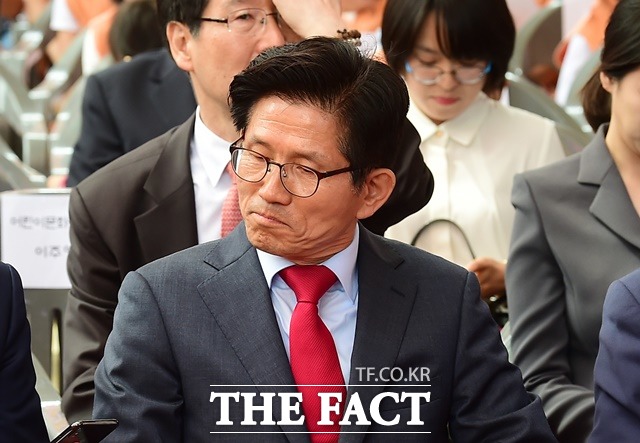 김 전 지사는 "지금은 '토착 왜구'를 물리칠 때가 아니라, '토착 빨갱이'를 몰아내야 할 때 아닙니까?"라는 진영논리를 펼쳤다. /남용희 기자