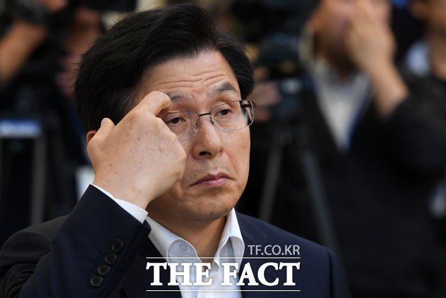 최근엔 당내 계파 갈등까지 다시 고개를 들면서 황교안 대표의 리더십이 흔들리고 있다. /남윤호 기자