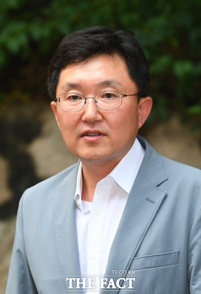 자유한국당 사무총장을 역임했던 김용태 의원은 "박근혜 탄핵을 부정하고 이것을 선거의 최대 쟁점으로 삼겠다는 세력과 연대하면 선거에선 필패"라며 우리공화당을 향한 부정적인 인식을 가감없이 드러냈다. /이동률 기자