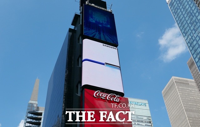 삼성전자는 '갤럭시노트10' 광고에서 S펜을 강조했다. /뉴욕=서민지 기자