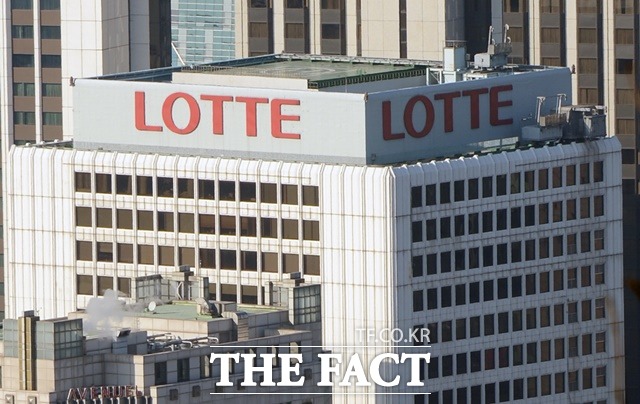 이번 이스라엘 출장을 계기로 롯데그룹이 추진하고 있는 디지털 기반 비즈니스 혁신 작업에 속도가 붙을 것으로 보인다. /더팩트 DB