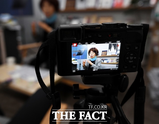 주 대표는 관제시위 의혹을 강하게 부정했다. "10원짜리 하나도 청와대로부터 받은 적 없다"는 그는 허현준 전 청와대 행정관을 '딱 세 번' 봤다고만 주장했다. /이효균 기자