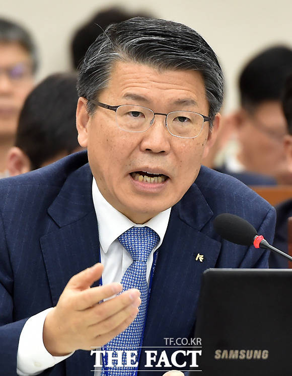 키코 공대위는 이번 사건이 소비자 보호 정책이 미흡해 벌어진 만큼은성수 금융위원장 후보자(사진)에게 금융소비자 관련 이슈에 대한 입장을 묻는 질의서를 전달할 계획이라고 밝혔다. /이새롬 기자