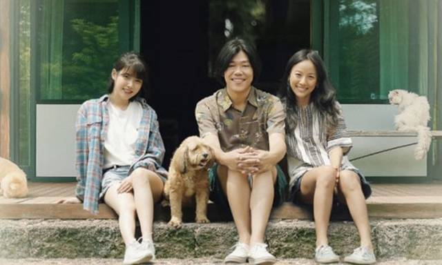 활동이 뜸하던 이효리는 2017년 JTBC '효리네 민박' 이후 꾸준히 방송 활동을 하고 있다. /JTBC 제공