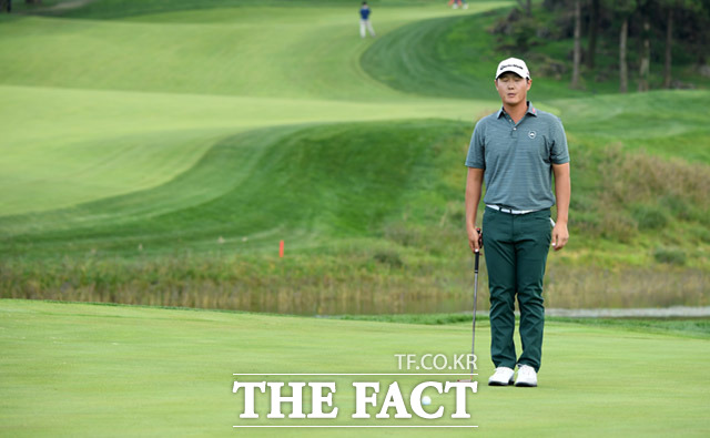 다시 눈을 감고 바람을 느낀 다음