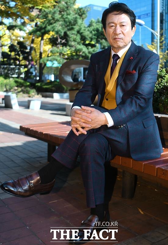 김응수는 극단 '목화'에서 오랫동안 순수 창작극 중심으로 활동했다. 박영규 손병호 김병옥 장영남 유해진 성지루 정은표 등 수많은 연기파 배우들이 '목화' 출신이다. /이동률 기자