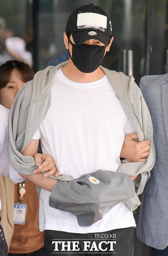 검찰은 지난 21일 수원지법 성남지원 제1형사부(최창훈 부장판사) 심리로 열린 결심 공판에서 스태프 여성 2명을 성폭행·추행한 혐의로 구속 기소된 강지환에게 징역 3년을 구형했다. /더팩트 DB