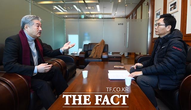 "과거는 과거일 뿐 오늘 최선을 다하며 살고 싶습니다." 한지일은 인터뷰 내내 당당했지만 겸손했다. 스페셜인터뷰는 지난 13일 오후 서울 상암동 <더팩트> 사옥에서 2시간 동안 진행됐다. /이동률 기자
