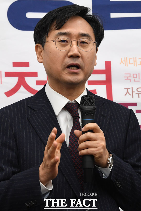 신 박사는 "정치를 하려는 이유는 우리나라가 걱정됐기 때문이다. 지금 외교 환경이 어려운데, 문재인 정부는 북한 바라기식 편향 외교만을 지속하고 있다"라고 밝혔다. /남윤호 기자