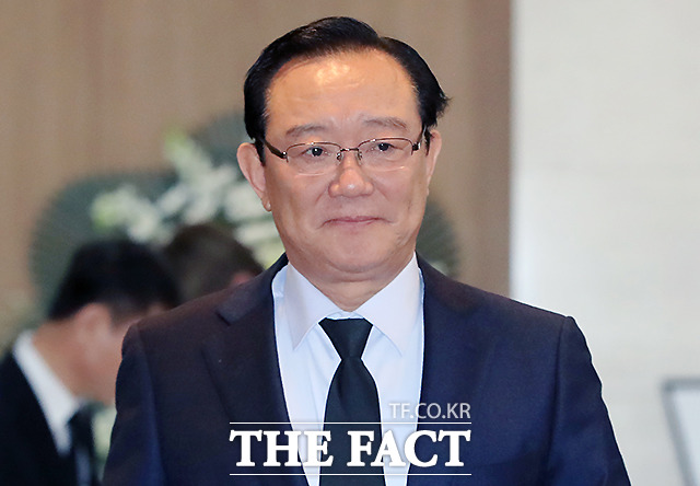 청와대 하명수사·선거개입 의혹을 수사하는 검찰은 29일 송철호 울산시장 등 관련자 13명을 불구속 기소했다. /더팩트 DB