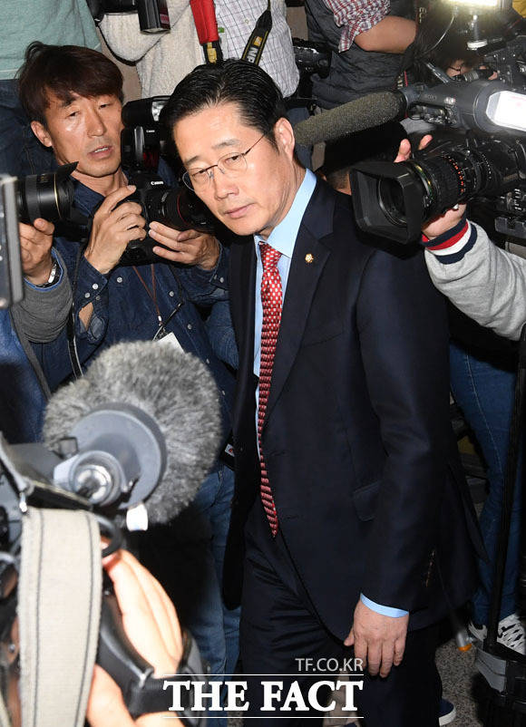 신당창당기획단장으로 나선 이태규 바른미래당 의원은 "단순히 비판만으로 반사사이익을 보겠다는 게 아니다"라며 '국민의당 때와 다른 모습'에 중점을 두고 있다. /더팩트 DB