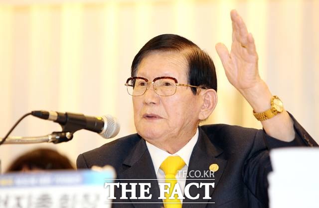 이만희 신천지예수교증거장막성전 총회장이 코로나19 확산 이후 첫 기자회견을 연다./뉴시스