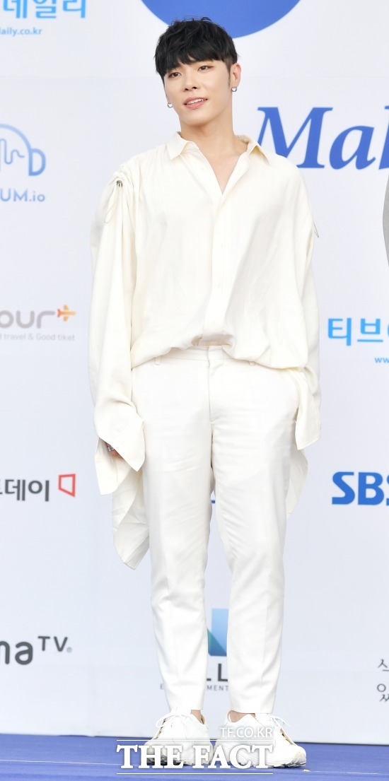 가수 휘성이 프로포폴을 투약했다는 의혹을 받고 있다. 경찰은 마약류 관리법 위반 혐의로 조사 중이다. /더팩트DB