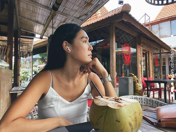 가수 가희가 발리 바닷가 방문에 논란이 되자 SNS에 억울하다는 심경을 밝혔다. /가희 SNS 캡처