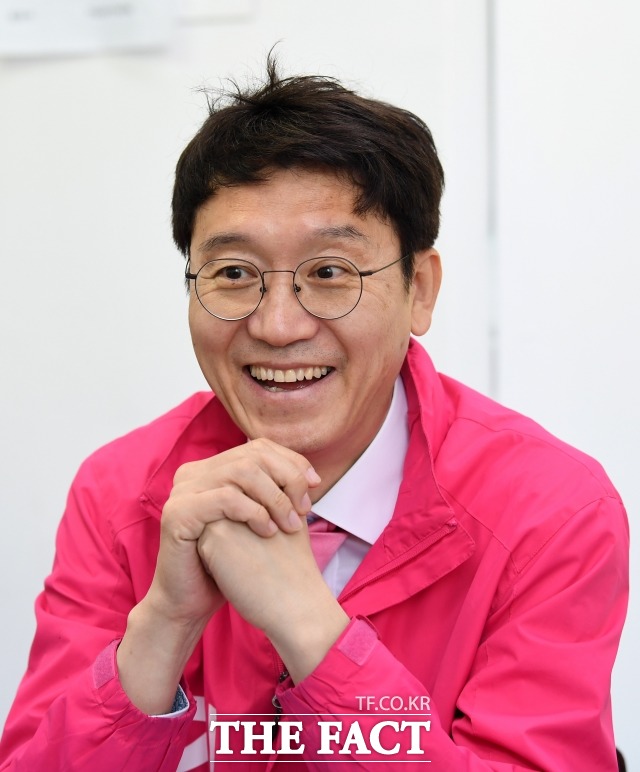 '정치 신인'인 김웅 후보는 처음부터 "정치의 틀에 맞추고 싶지 않다"며 선을 긋기도 했다. /이새롬 기자