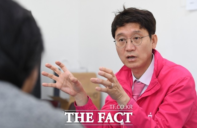 역사와 문화의 도시 송파는 재건축 문제, 교육 현안 등 숙제가 많았다. 김 후보는 관련 내용들을 하나하나 기억하면서 주민들의 니즈(needs)를 파악하는 데 공을 들였다. /이새롬 기자