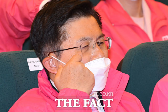 황교안 미래통합당 대표는 "개표를 끝까지 지켜봐야 알 것 같다"며 아쉬움을 나타냈다. /국회=남윤호 기자