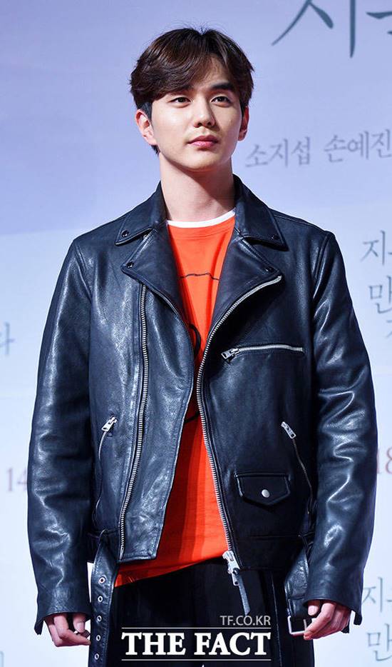 배우 유승호가 반려동물 학대 논란에 선 갑수목장에게 일침을 가했다. /이동률 기자