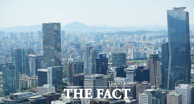 14일 산업통상자원부에 따르면 5월 정보통신기술 분야 수출액은 총 139억3000만 달러로 전년 동월 대비 2.6% 감소했으나, 15.3%가 줄어든 4월보다는 감소폭이 축소했다. /더팩트 DB