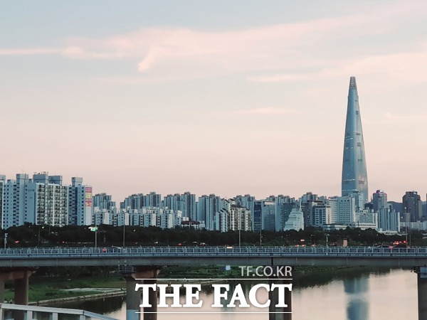 업계 전문가들은 삼성‧대치‧청담‧잠실 일대에서 규제를 피해간 지역에 '풍선효과'가 생길 것으로 보고 있다. /윤정원 기자