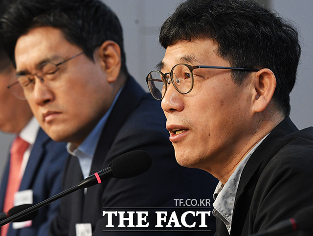 진중권 전 동양대 교수는 6일 자신의 페이스북에 "공수처가 노무현 전 대통령 시절엔 의미가 있었는지 모르겠지만, 이제 무슨 의미가 있는지 모르겠다"고 했다. /더팩트 DB