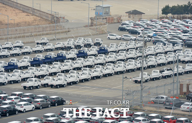 코로나19 여파가 자동차 시장을 강타했다. 이보성 현대차그룹 글로벌경영연구소장은 "2023년이 되어야 작년 수준으로 회복할 것"이라고 내다봤다. /더팩트 DB