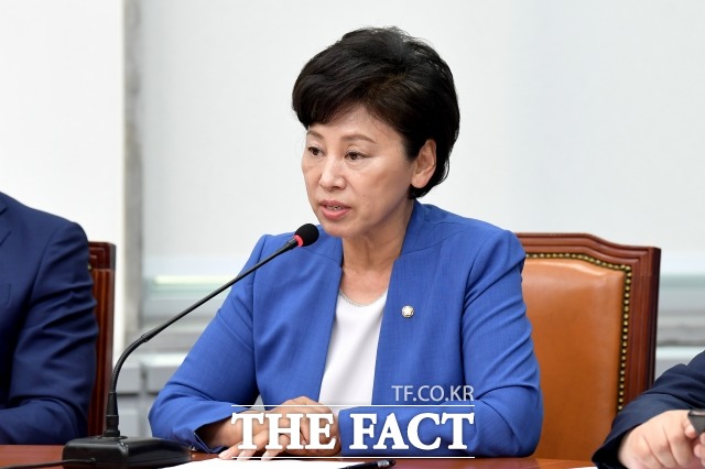 남인순 더불어민주당 최고위원이 이날 오전 서울 여의도 국회에서 열린 더불어민주당 최고위원회의에 참석해 고 박원순 시장 성추행 사건과 관련 눈물을 흘렸다. /더팩트 DB