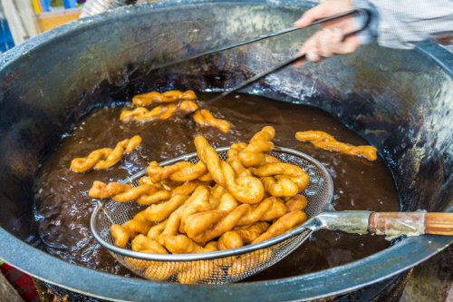 영천시장 꽈배기. 제공 | 서울관광재단.