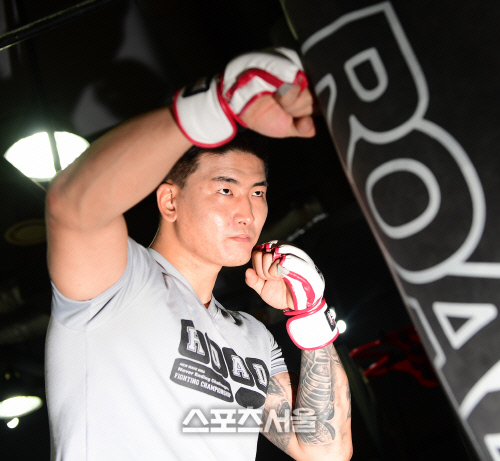 김태인이 압구정동 로드짐에서 훈련을 하고 있다. 이주상기자 rainbow@sportsseoul.com