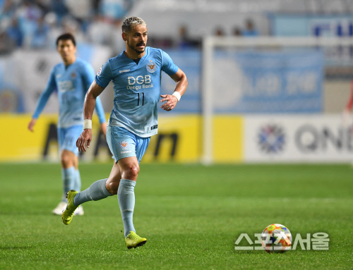 대구 세징야가 4월23일 대구 DGB대구은행파크에서 열린 ACL 히로시마와 홈 경기에서 드리블하고 있다. 대구 | 박진업기자 upandup@sportsseoul.com