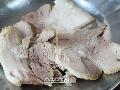괴기반. 제주 토속음식 전문점 낭푼밥상