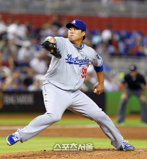 류현진이 사이영상 최종 후보 3인에 이름을 올렸다. 스포츠서울 DB