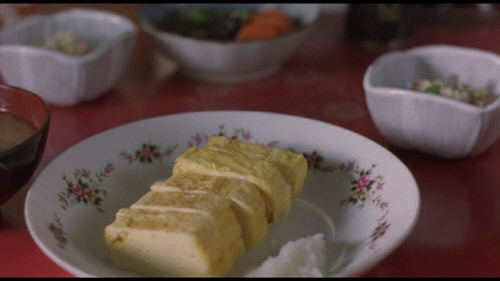 조제가 만든 계란말이. 영화 ‘조제, 호랑이 그리고 물고기들’ 캡쳐