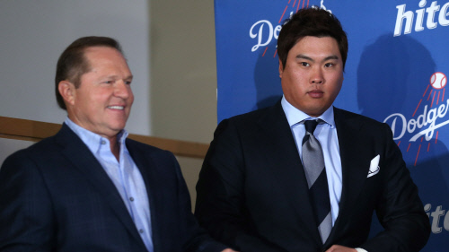 스콧 보라스(왼쪽)와 류현진. 출처=NBC스포츠 캡처