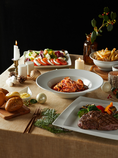 서울 드래곤시티에서 연말을 맞아 다양한 F&B프로모션을 실시한다.