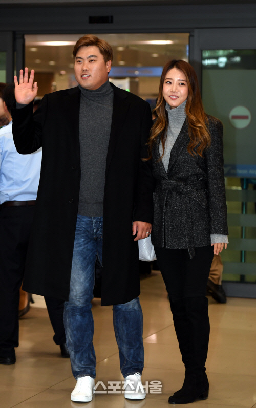 류현진과 부인 배지현씨. 최승섭기자 thunder@sportsseoul.com