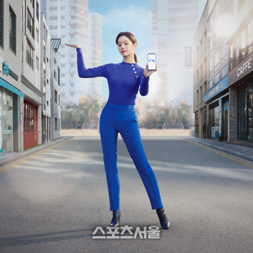 국내 최대 부동산 정보 플랫폼 ‘다방’이 배우 혜리와 함께한 광고 촬영장 사진을 20일 공개했다. 제공 | 스테이션3 다방