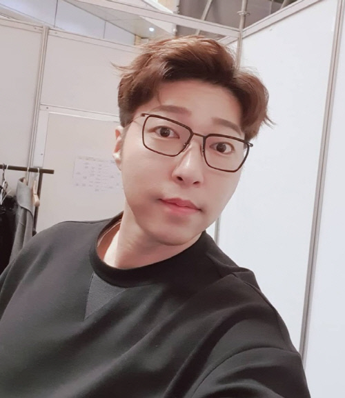 인기 유튜버 대도서관. 출처|대도서관SNS