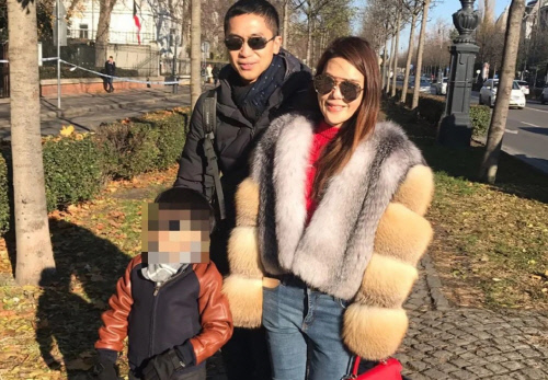 패션브랜드 보씨니의 창업자 로팅퐁의 손녀 보니 에비타 로(오른쪽) 사망사건과 관련해 그의 남편 대니 치(왼쪽)가 서울 강남의 한 성형외과를 상대로 소송을 제기했다. 출처|사우스차이나모닝포스트