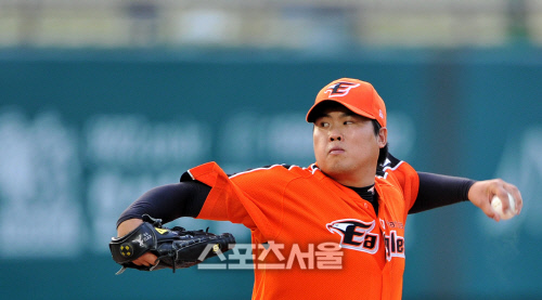 1점대 평균자책점을 기록했던 2010년 당시 한화의 류현진. <스포츠서울DB>