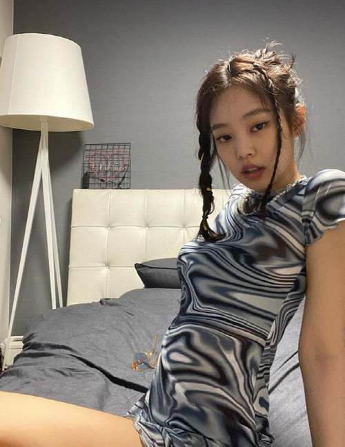 가수 제니. 출처|제니SNS