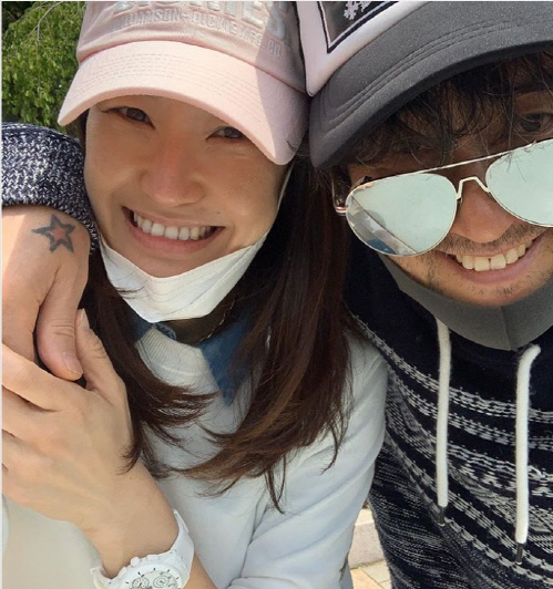 배우 최민수 강주은 부부. 출처|강주은SNS