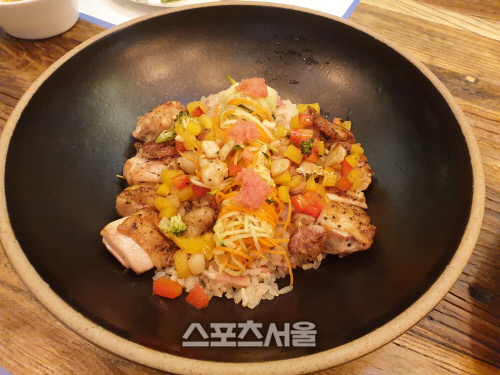 로얄 명란 김퓨레 비빔밥. 양미정 기자 certain@sportsseoul.com