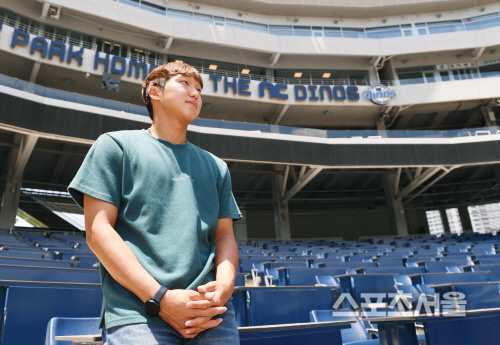 NC 다이노스 구창모가 지난 11일 스포츠서울과의 인터뷰를 위해 포즈를 취하고있다. 창원 | 김도훈기자 dica@sportsseoul.com