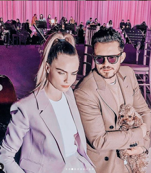 올랜도 블룸(오른쪽)과 그의 반려견. 출처|올랜도 블룸 개인 SNS