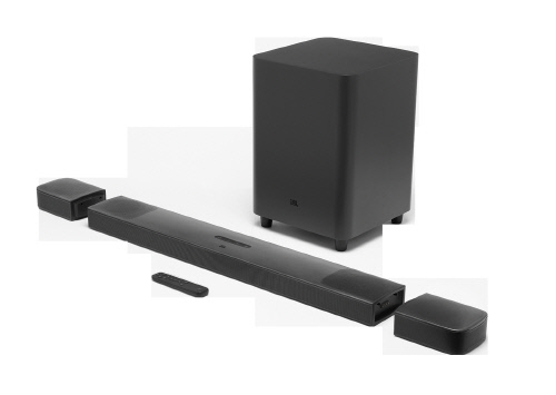 1개의 사운드바와 1개의 서브우퍼로 구성된 ‘JBL Bar 9.1’. 서라운드 사운드가 필요할 경우, 좌우 스피커를 분리해 무선 리어 스피커로 사용할 수 있다. 제공 | 하만코리아