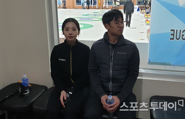 송유진과 전재익